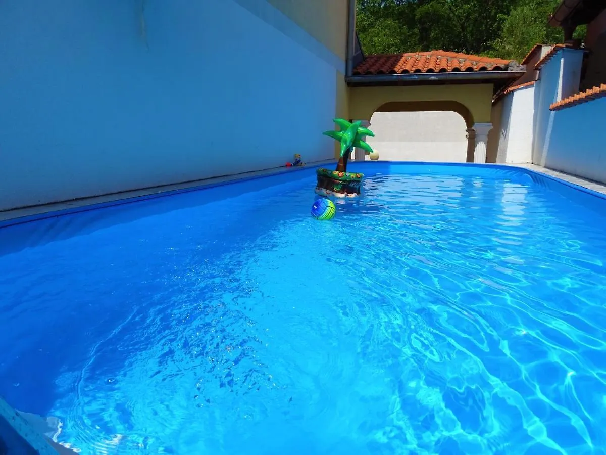 Apartment In Dramalj 5715 Kroatien