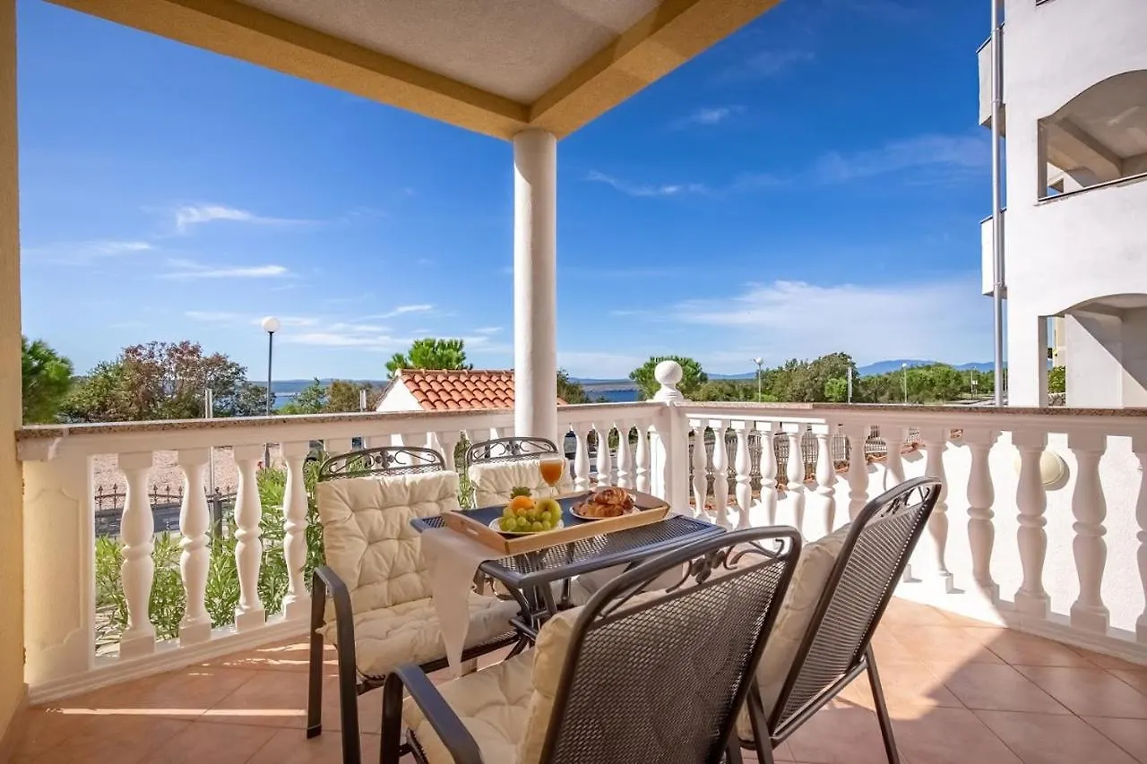 Apartment In Dramalj 5715 Kroatien